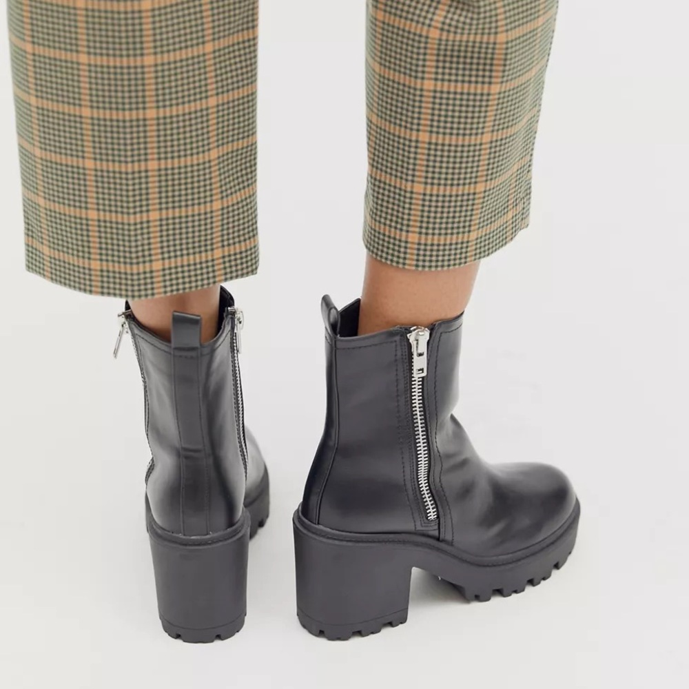 UO Zip-Up Boot - Picture 3 of 5